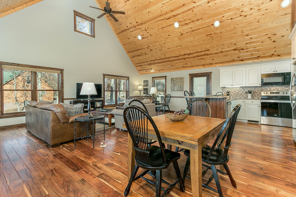 Crab Orchard, TN Eden Ridge Retreat Center SELF BOOK 